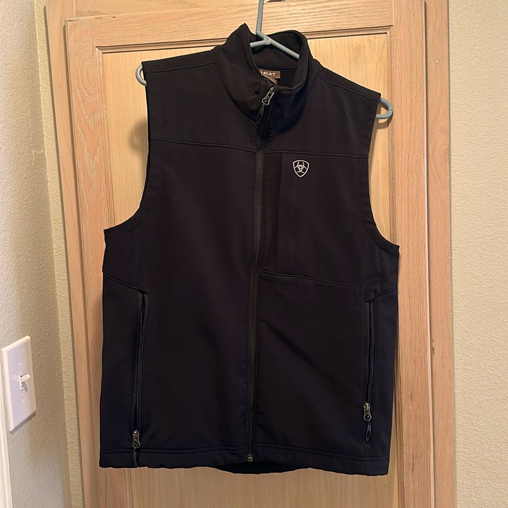 Men’s ariat vest